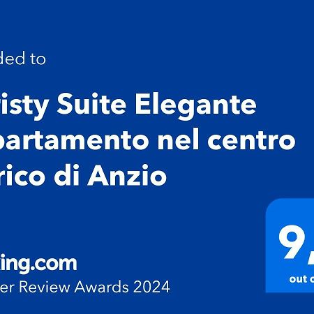 Christy Suite Elegante Appartamento Nel Centro Storico Di Anzio Exterior photo